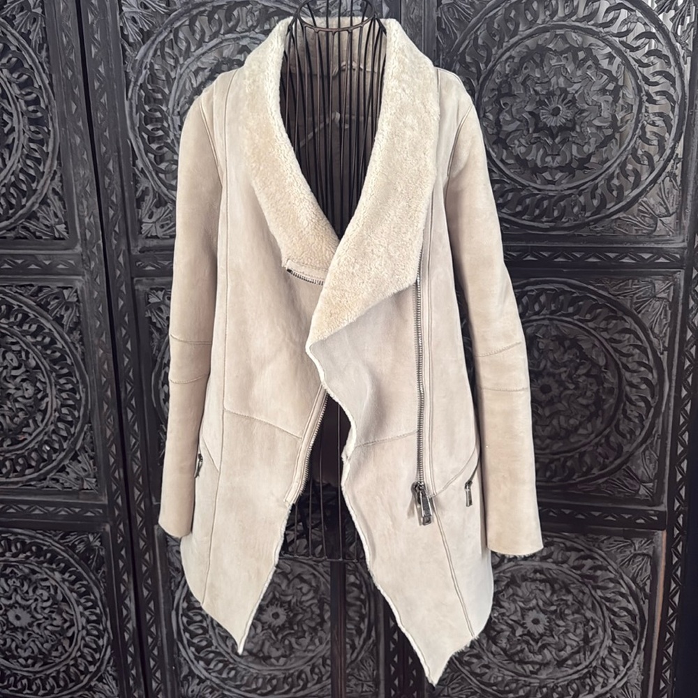 Giorgio Brato Shearling Jacket size 40. like new